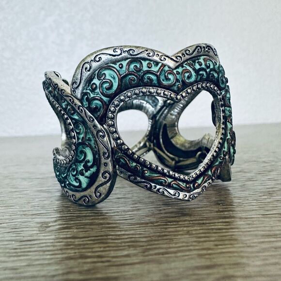 Turquoise Silver Hearts Stretch Cuff Bracelet - Picture 4 of 5